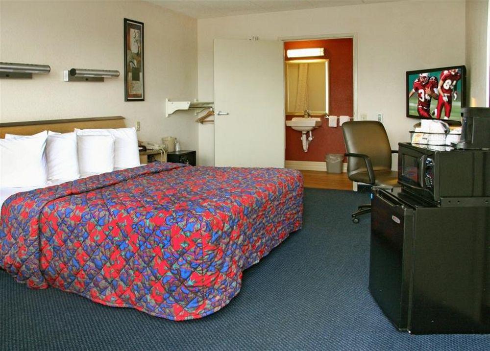 Red Roof Inn Edison Quarto foto